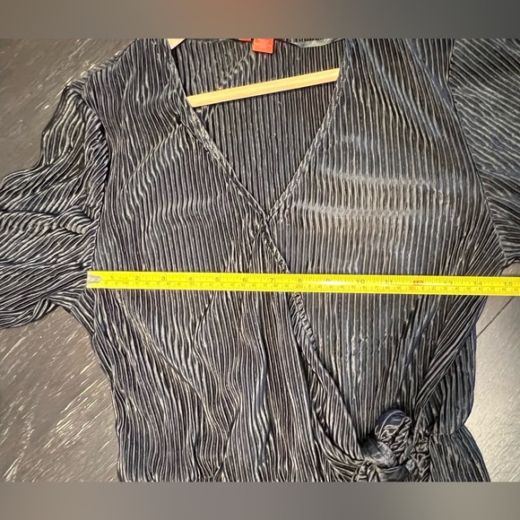 Joe Fresh Black Wrap Dress - Picture 9 of 10